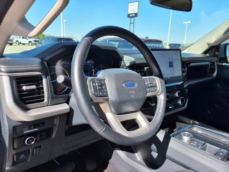 Used 2023 Ford Expedition Max XLT RWD image 10