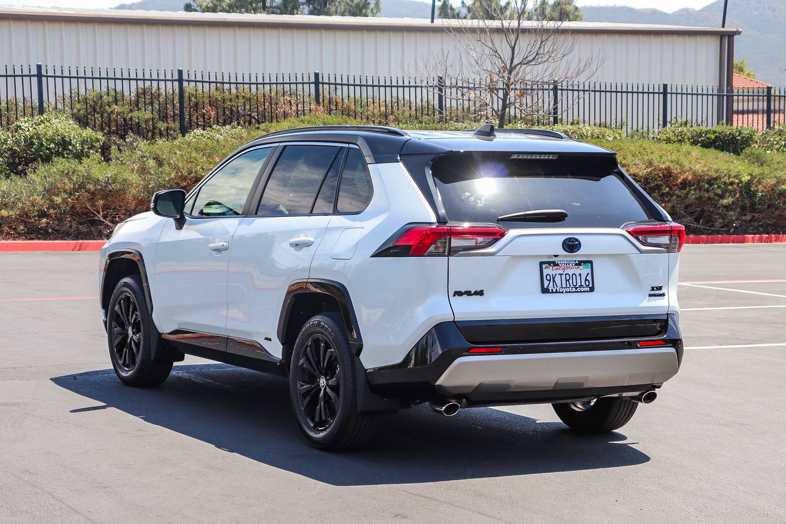 Certified 2024 Toyota RAV4 XSE w/ Advanced Technology Package AWD/4WD image 5