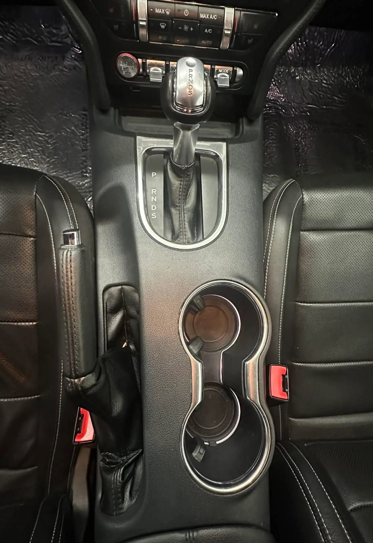 Used 2022 Ford Mustang Premium RWD image 40