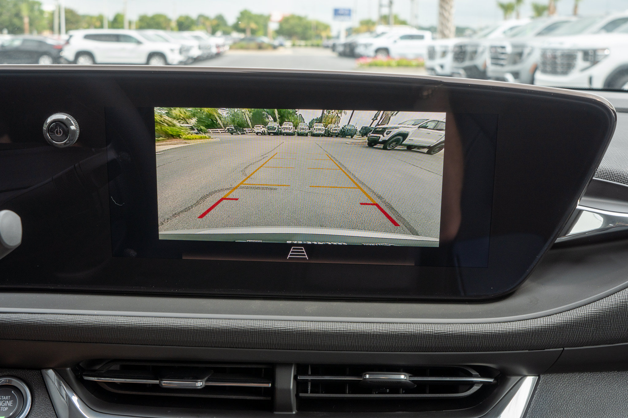 New 2026 Buick Envista Sport Touring FWD image 19