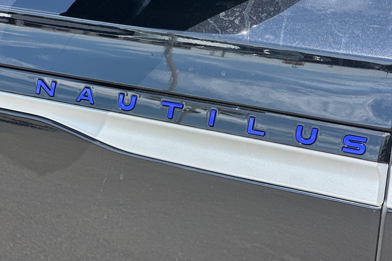 New 2026 Lincoln Nautilus Premier w/ Equipment Group 102A AWD/4WD image 26