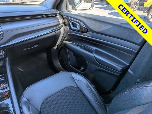Used 2023 Jeep Compass Trailhawk AWD/4WD image 15