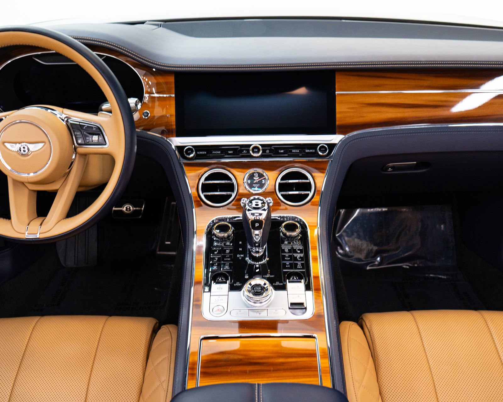 Used 2021 Bentley Continental GT AWD/4WD image 35