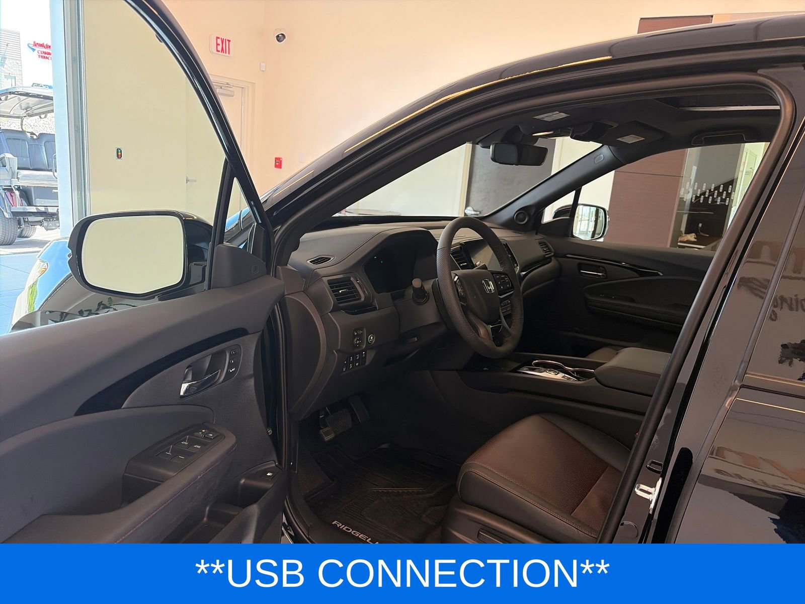 Used 2026 Honda Ridgeline Black Edition image 11