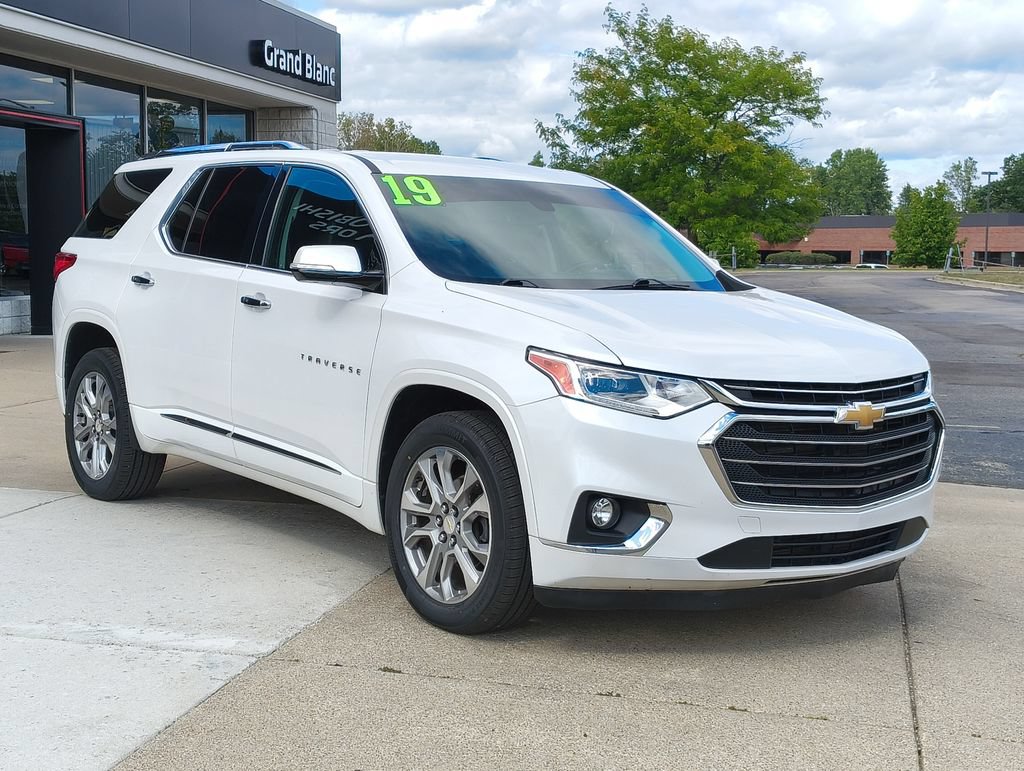 Used 2019 Chevrolet Traverse Premier FWD image 15