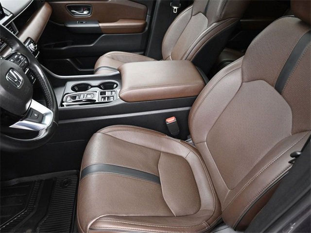 Used 2023 Honda Pilot Elite image 18