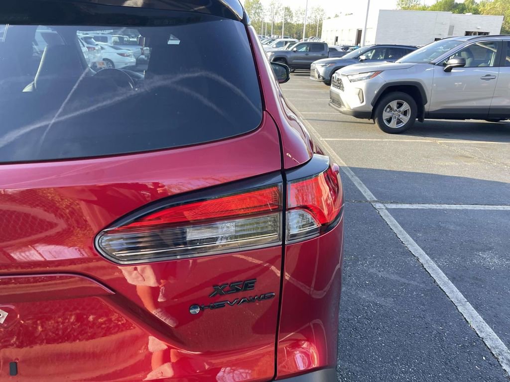 Used 2025 Toyota Corolla Cross AWD Hybrid w/ Convenience Package image 18