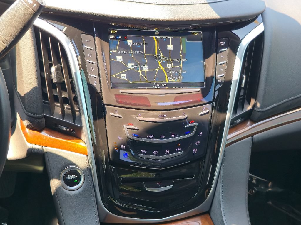 Certified 2020 Cadillac Escalade Premium Luxury AWD/4WD image 15