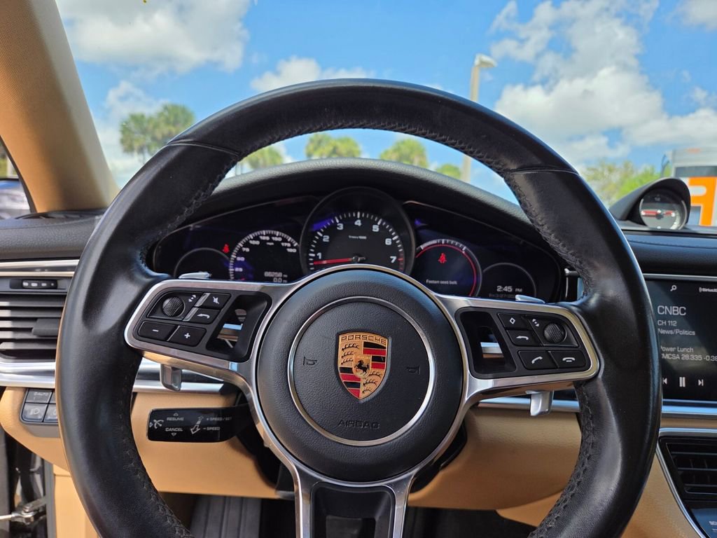 Used 2018 Porsche Panamera image 14