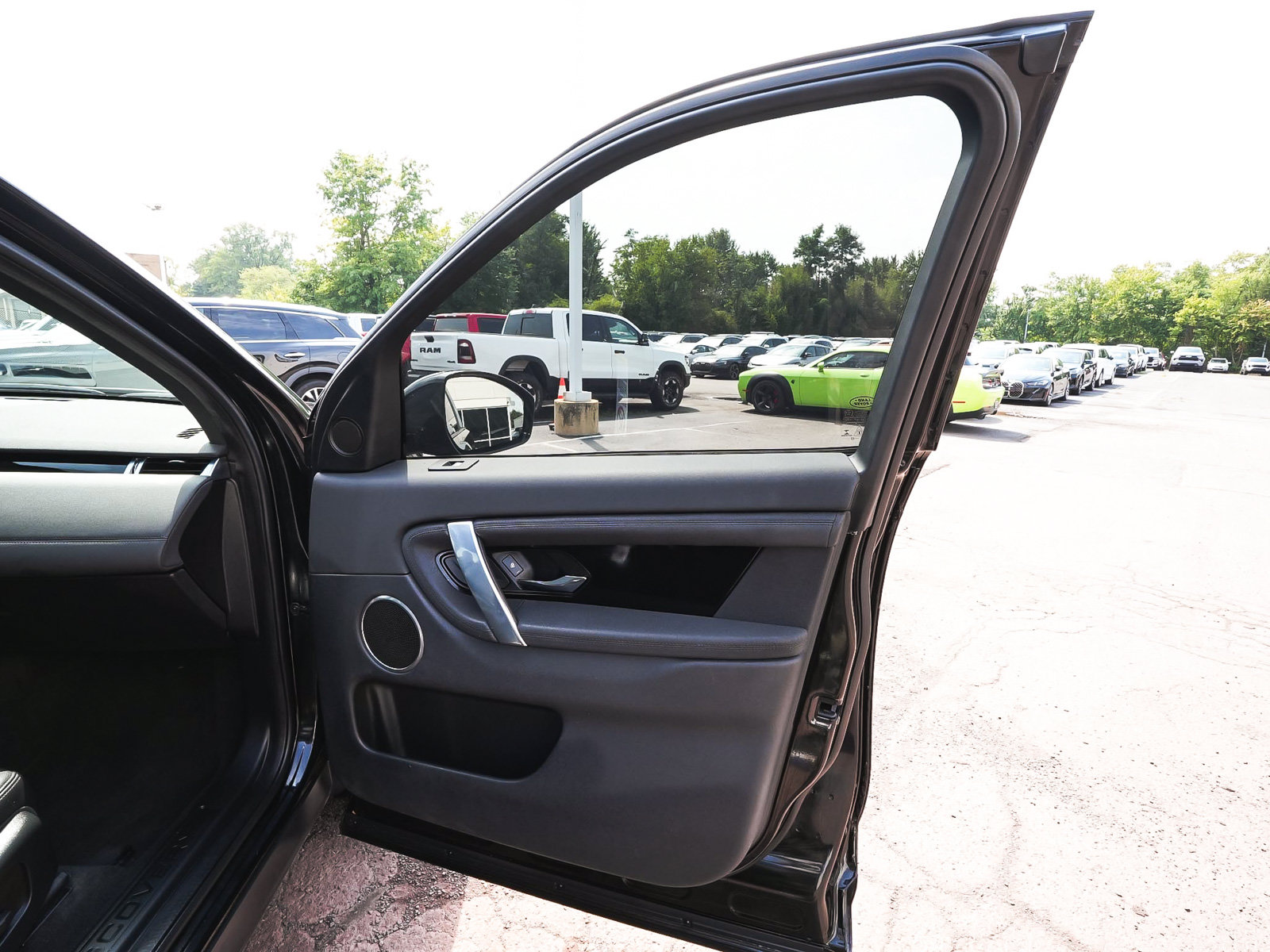 Used 2023 Land Rover Discovery Sport S AWD/4WD image 15