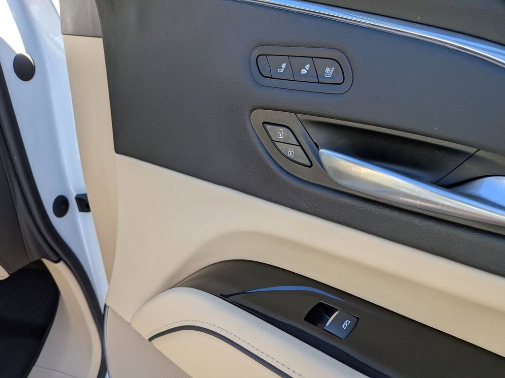 Used 2023 Cadillac Escalade ESV Premium Luxury w/ Performance Package image 28