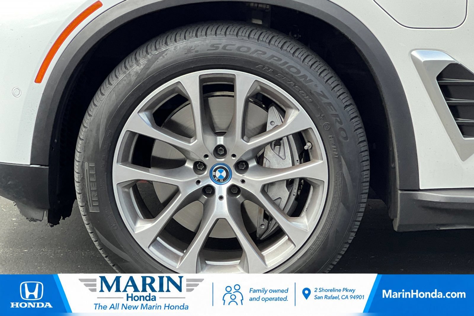 Used 2025 BMW X5 xDrive50e AWD/4WD image 35