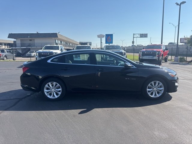 Used 2024 Chevrolet Malibu LT image 2
