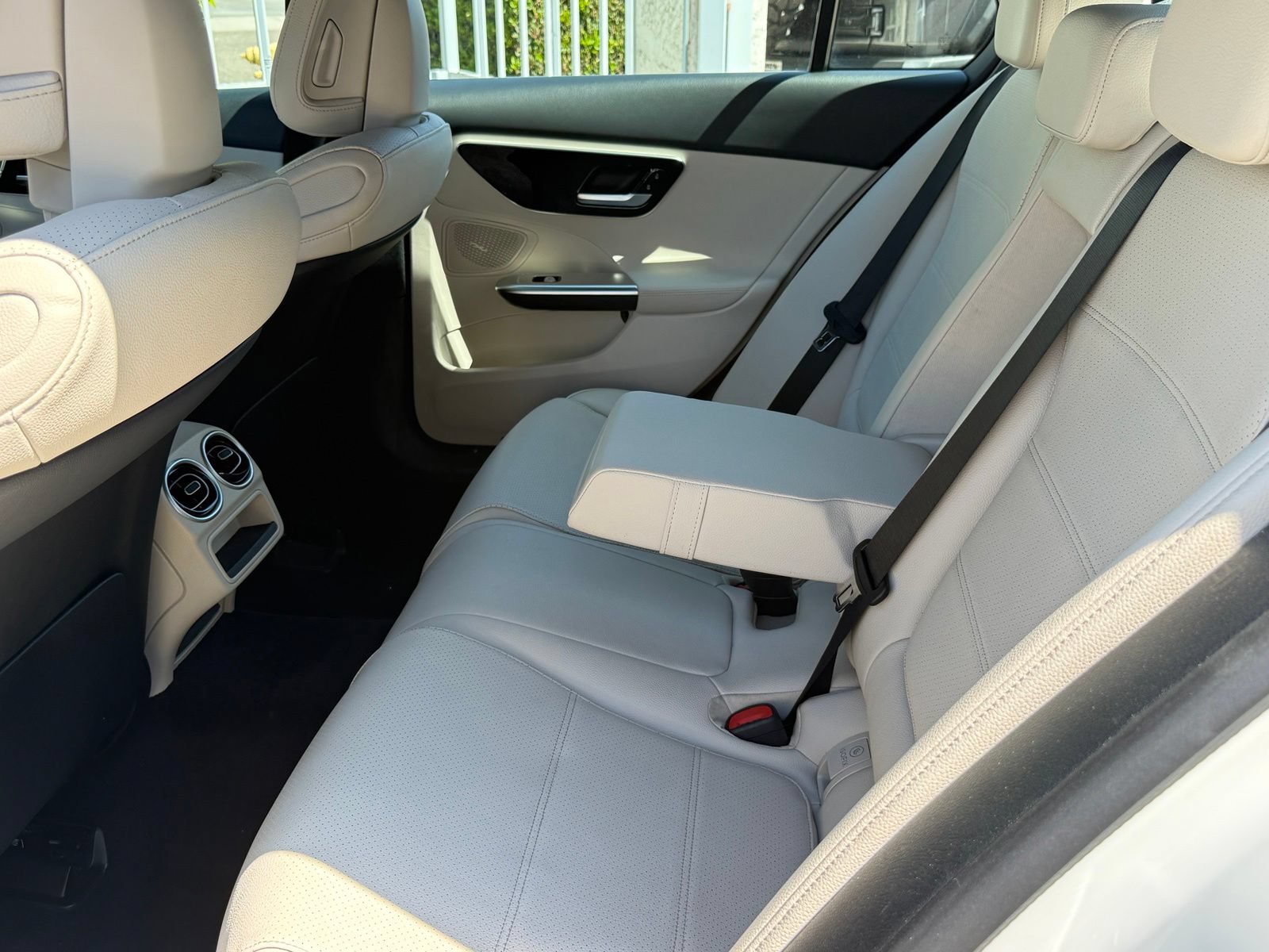 Used 2024 Mercedes-Benz C 300 Sedan image 40