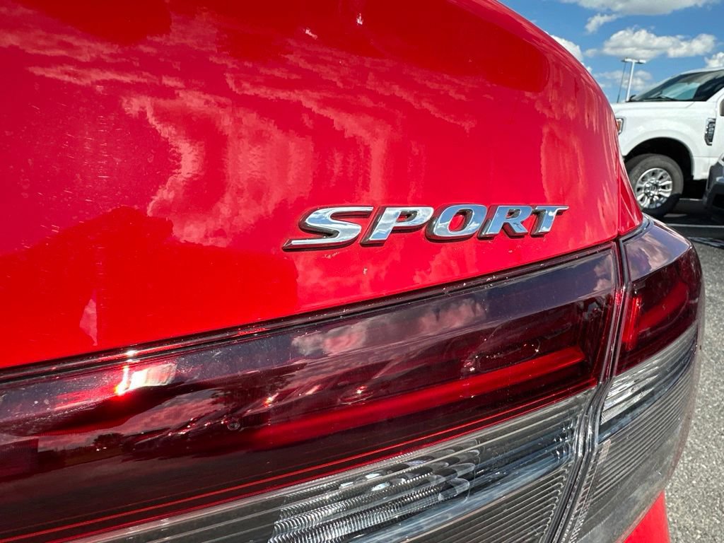Used 2025 Honda Civic Sport image 4