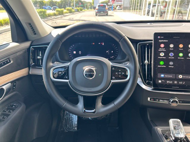 Certified 2026 Volvo XC90 B6 Plus AWD/4WD image 18