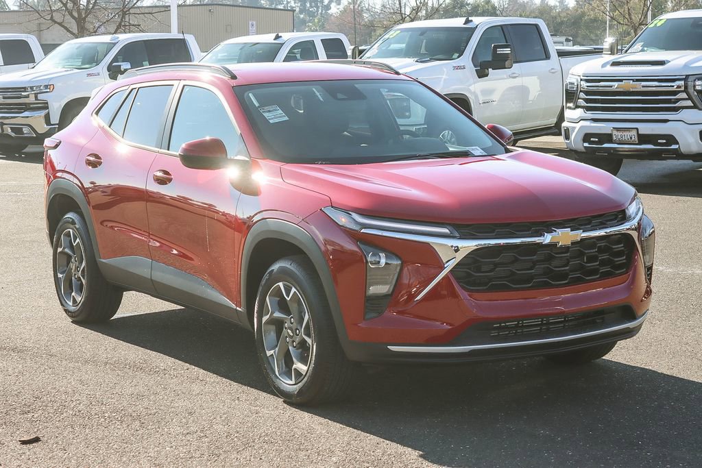 New 2026 Chevrolet Trax LT w/ Driver Confidence Package image 5