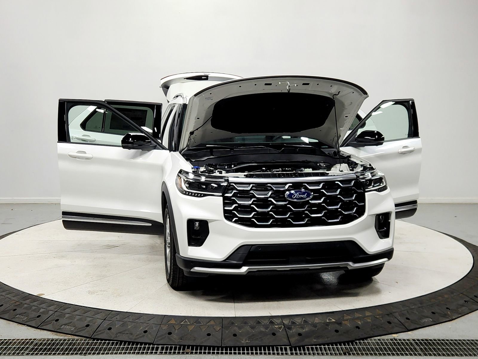 New 2026 Ford Explorer Platinum image 10
