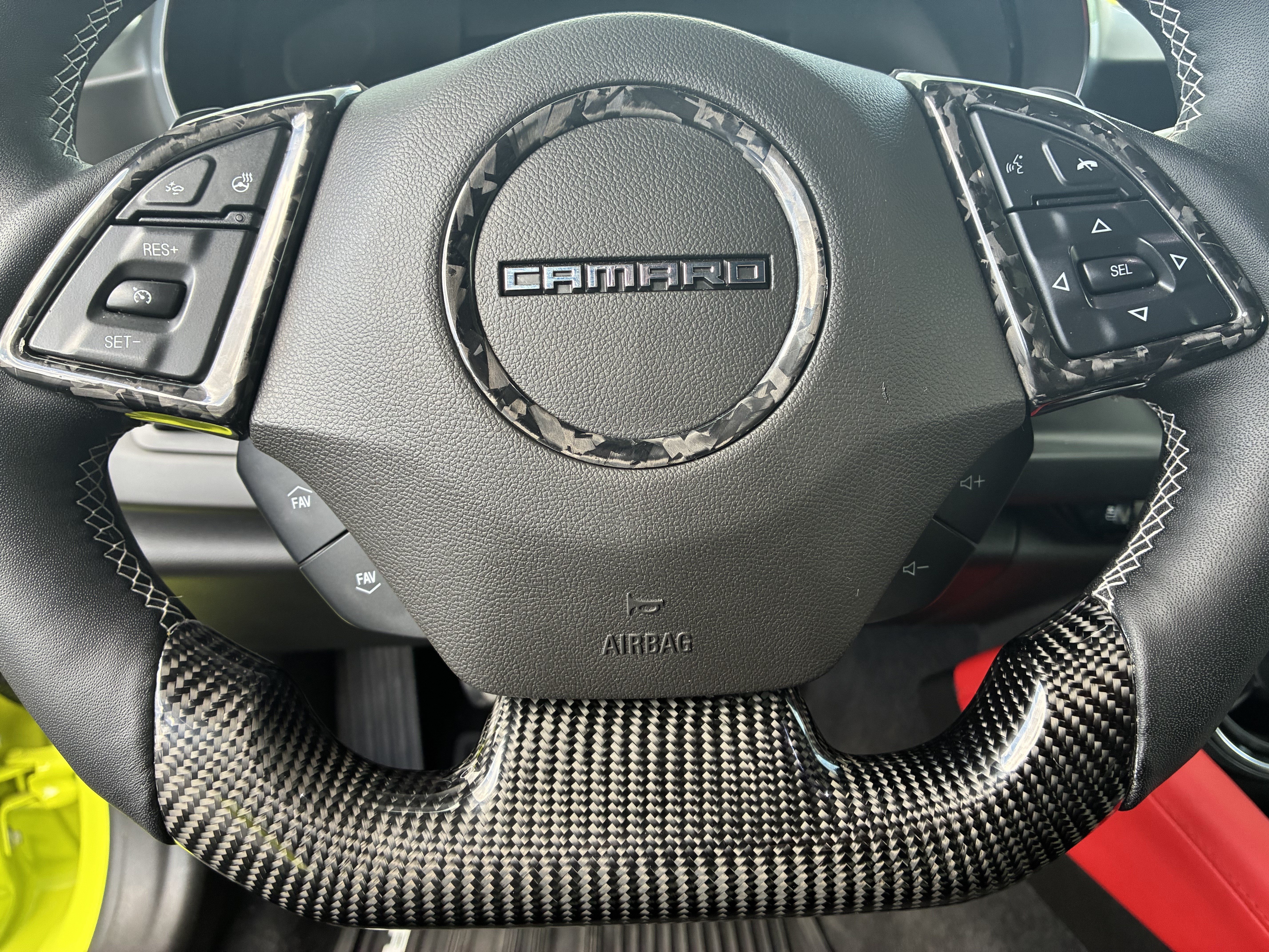 Used 2021 Chevrolet Camaro ZL1 RWD image 25