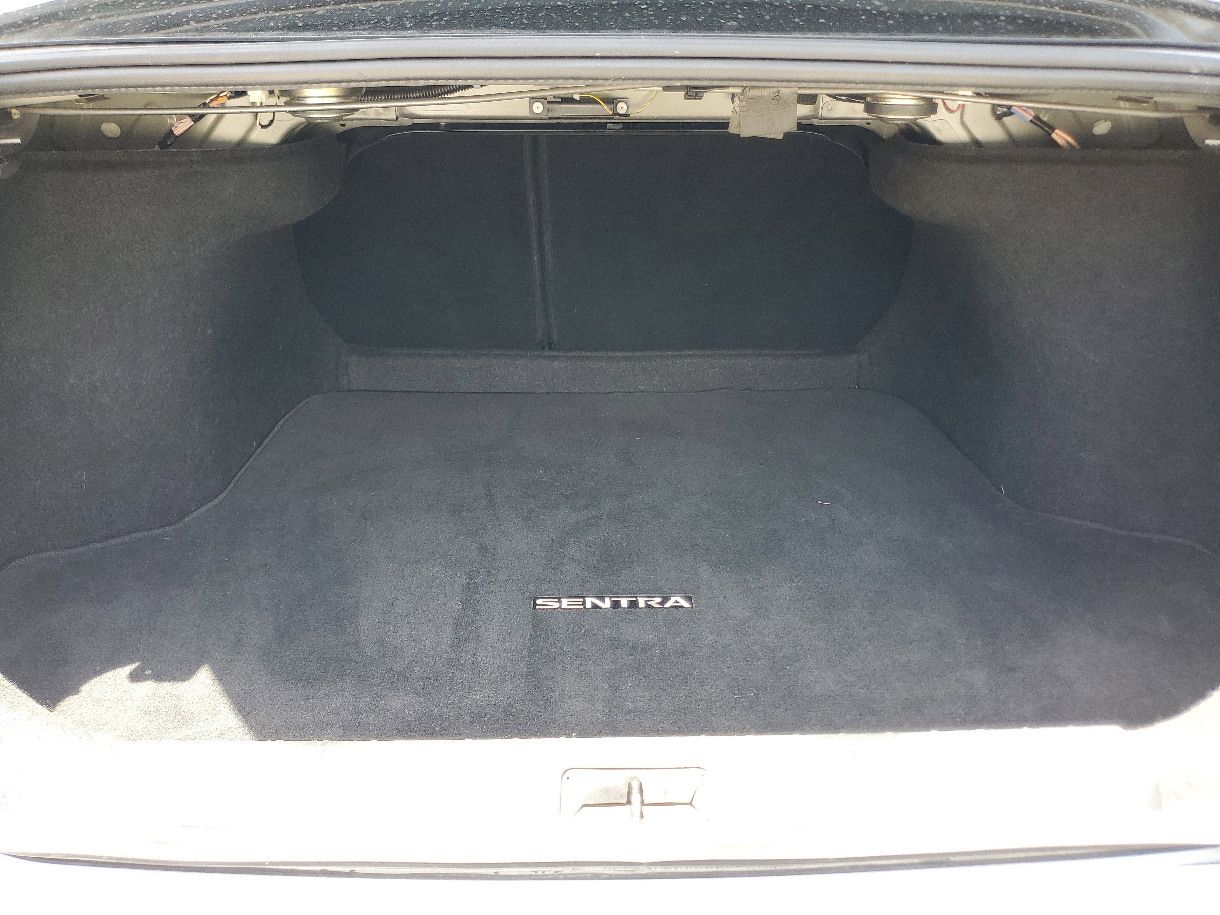 Used 2024 Nissan Sentra SV image 10