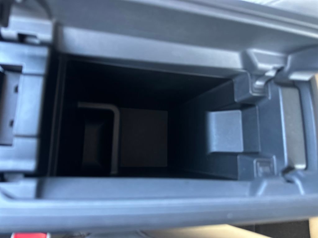 Used 2023 Nissan Rogue SV image 26