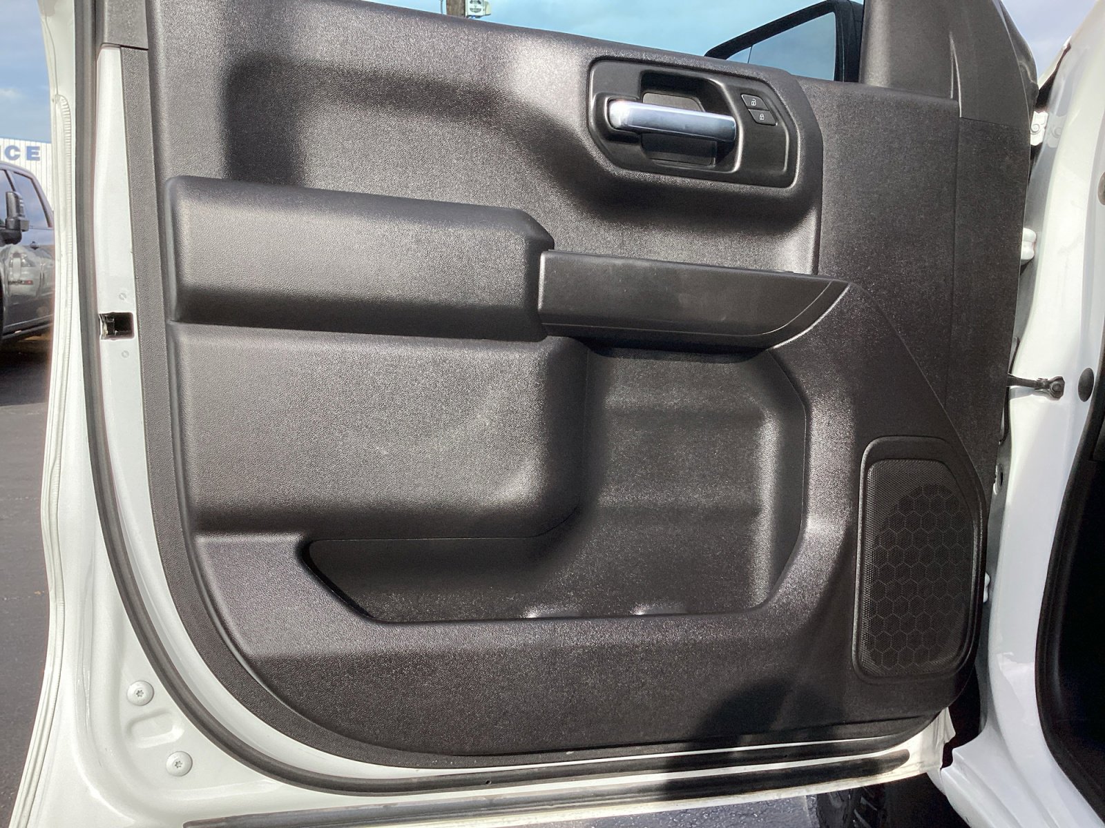 Used 2023 Chevrolet Silverado 1500 Custom Trail Boss image 28