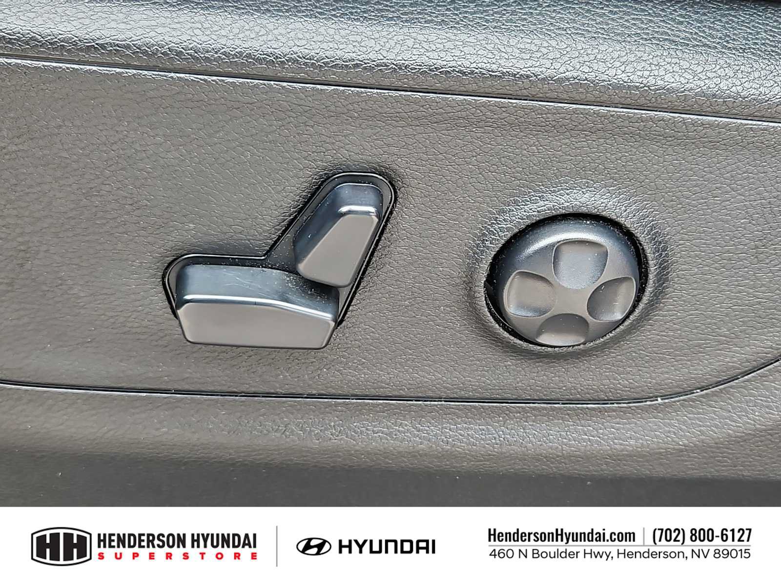 Used 2020 RAM 1500 Big Horn RWD image 17
