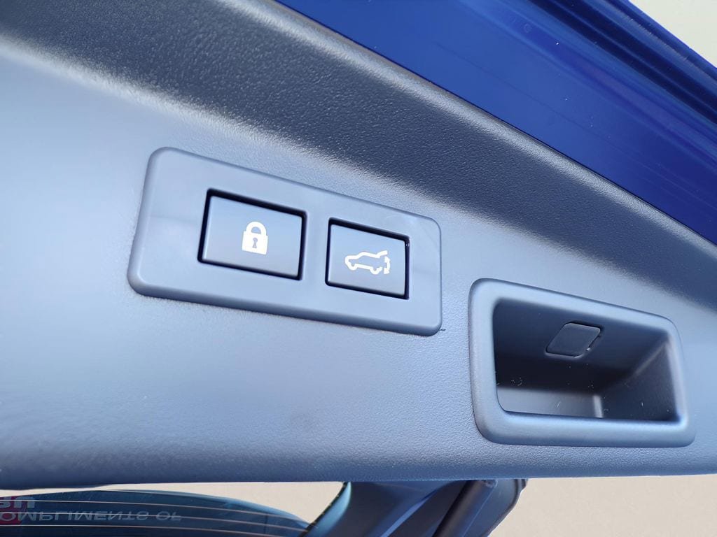 Used 2026 Subaru Outback Limited AWD/4WD image 19
