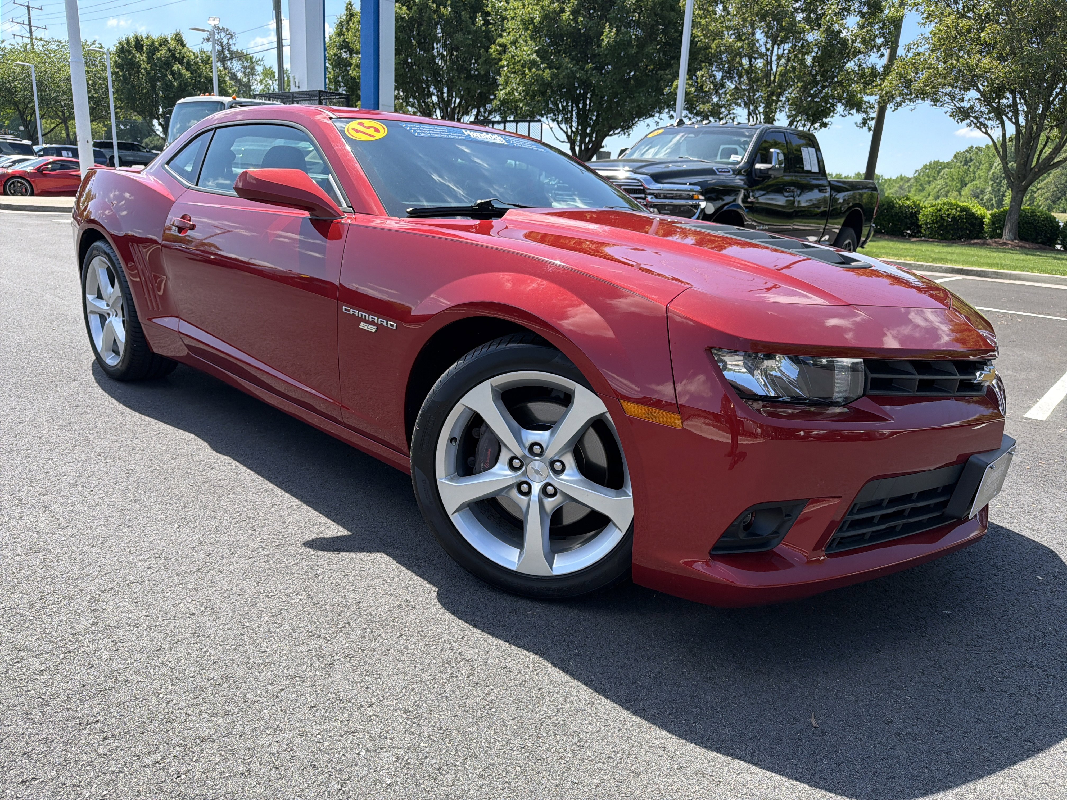 Used 2015 Chevrolet Camaro SS RWD image 2