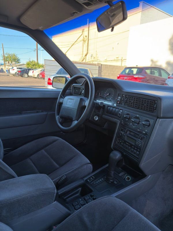 Used 1996 Volvo 850 Sedan image 11
