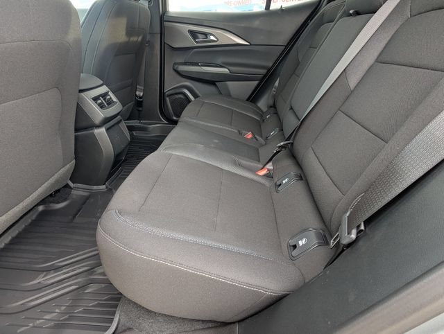 New 2026 Chevrolet Equinox EV LT w/ Comfort Package AWD/4WD image 7
