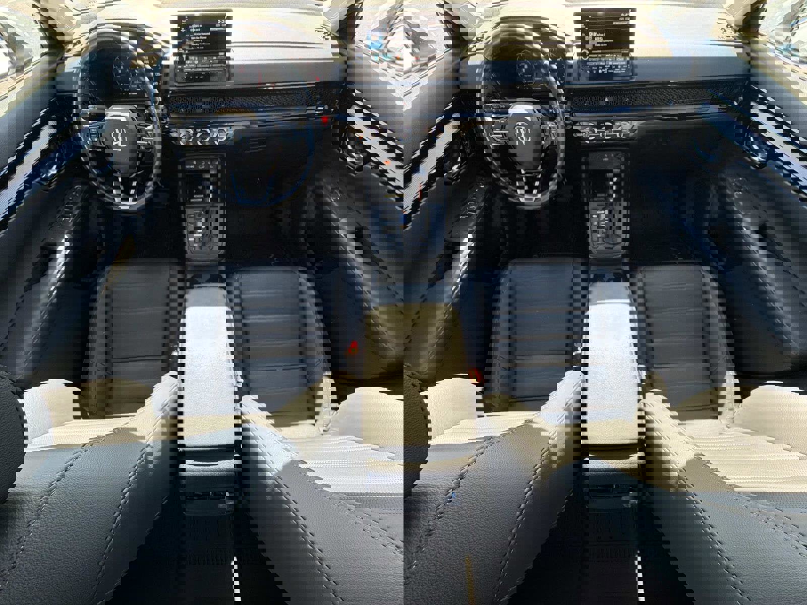 Used 2023 Honda CR-V EX-L image 2