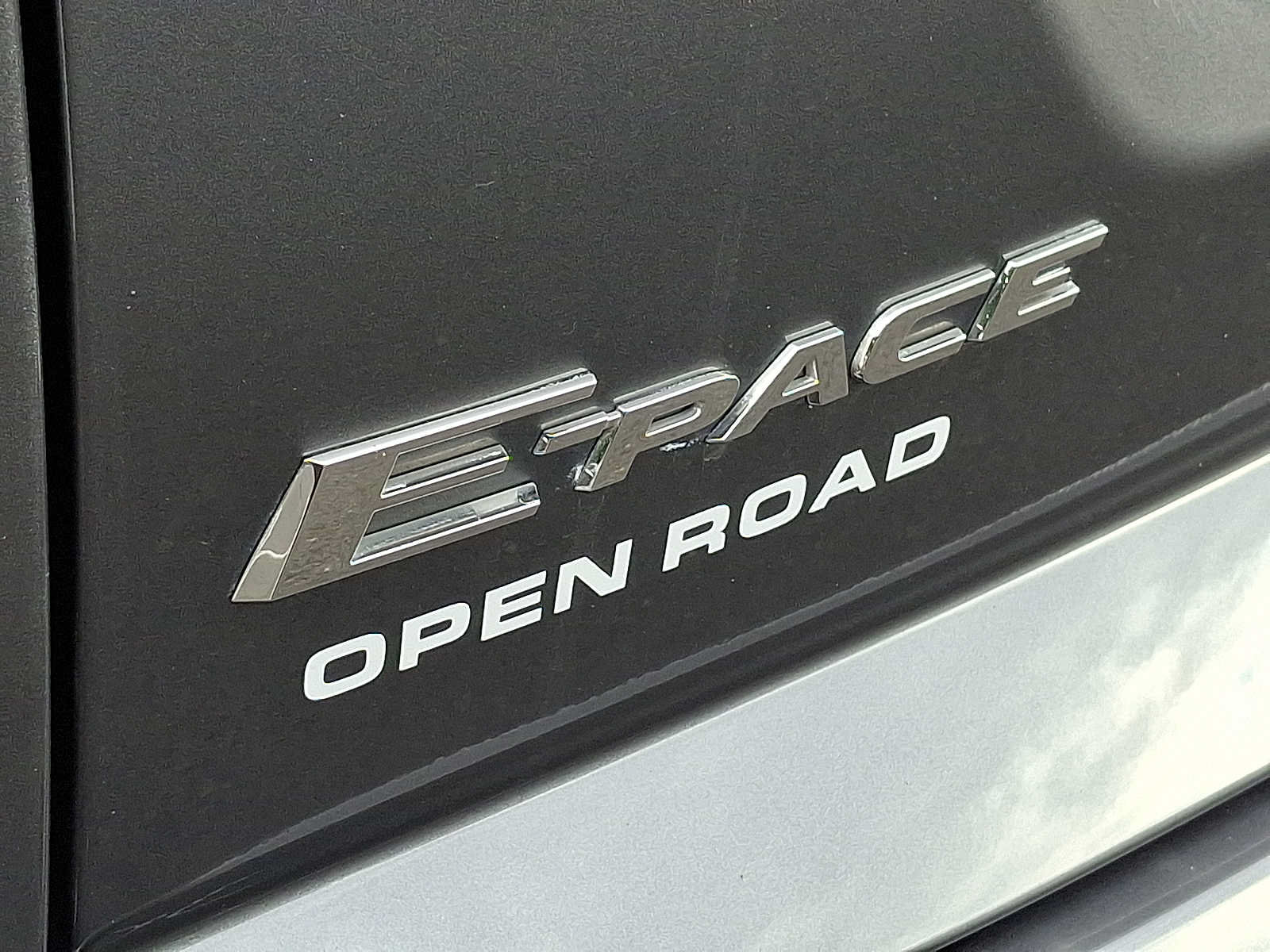 Used 2020 Jaguar E-PACE SE AWD/4WD image 31