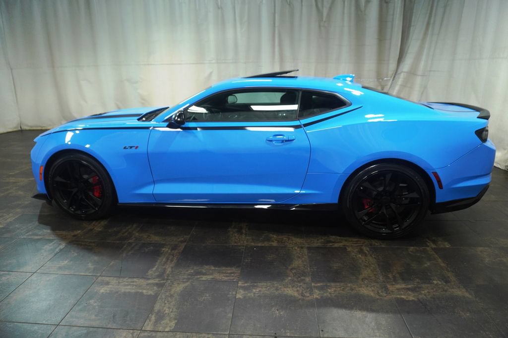 Used 2023 Chevrolet Camaro LT w/ RS Package RWD image 7
