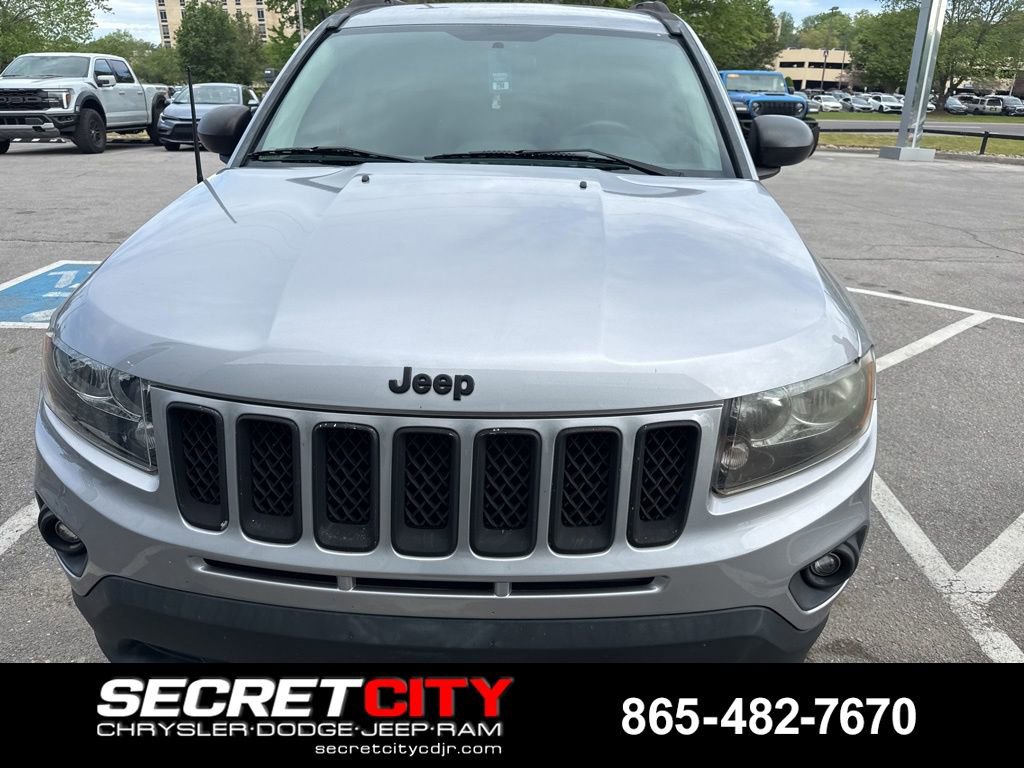 Used 2015 Jeep Compass Sport w/ Power Value Group image 2