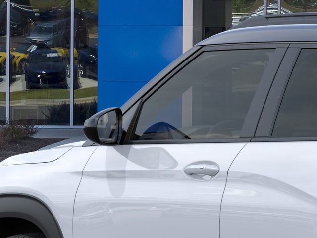 New 2026 Chevrolet TrailBlazer RS w/ Convenience Package FWD image 12