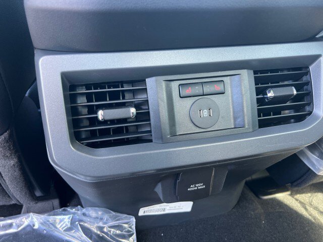 New 2026 Ford F350 Lariat w/ Lariat Premium Package AWD/4WD image 28