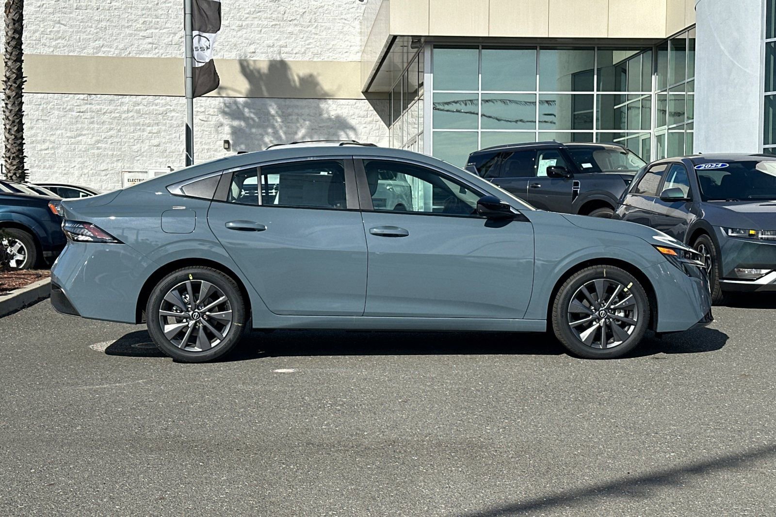 New 2026 Nissan Sentra SL w/ Floor Mat Package image 3