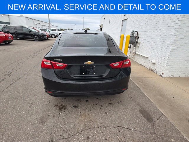 Used 2016 Chevrolet Malibu LT FWD image 9
