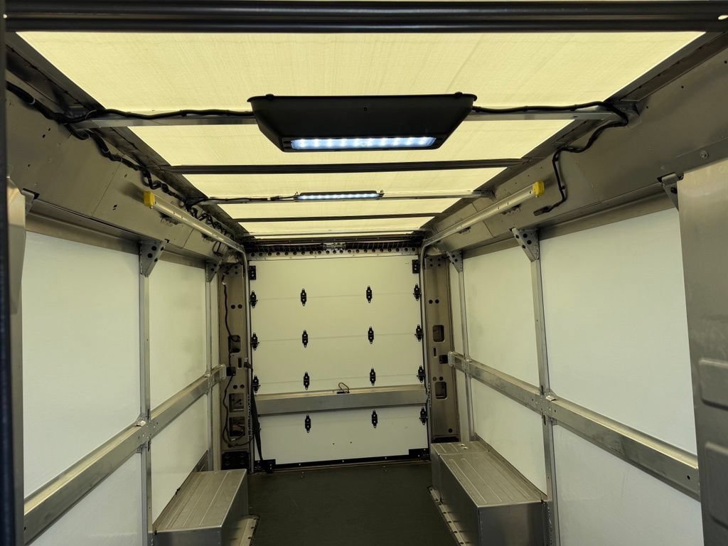 Used 2024 Chevrolet Brightdrop 600 w/ Battery Pack, Max Range AWD/4WD image 20