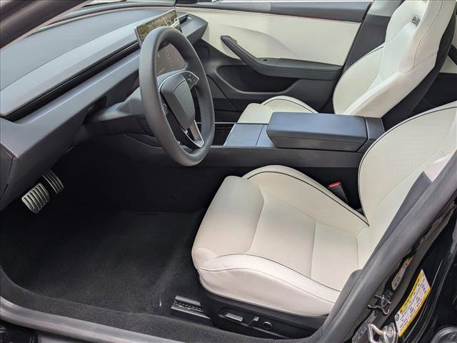 Used 2024 Tesla Model 3 Performance image 15