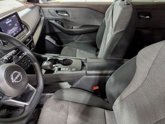 Used 2023 Nissan Rogue SV image 12