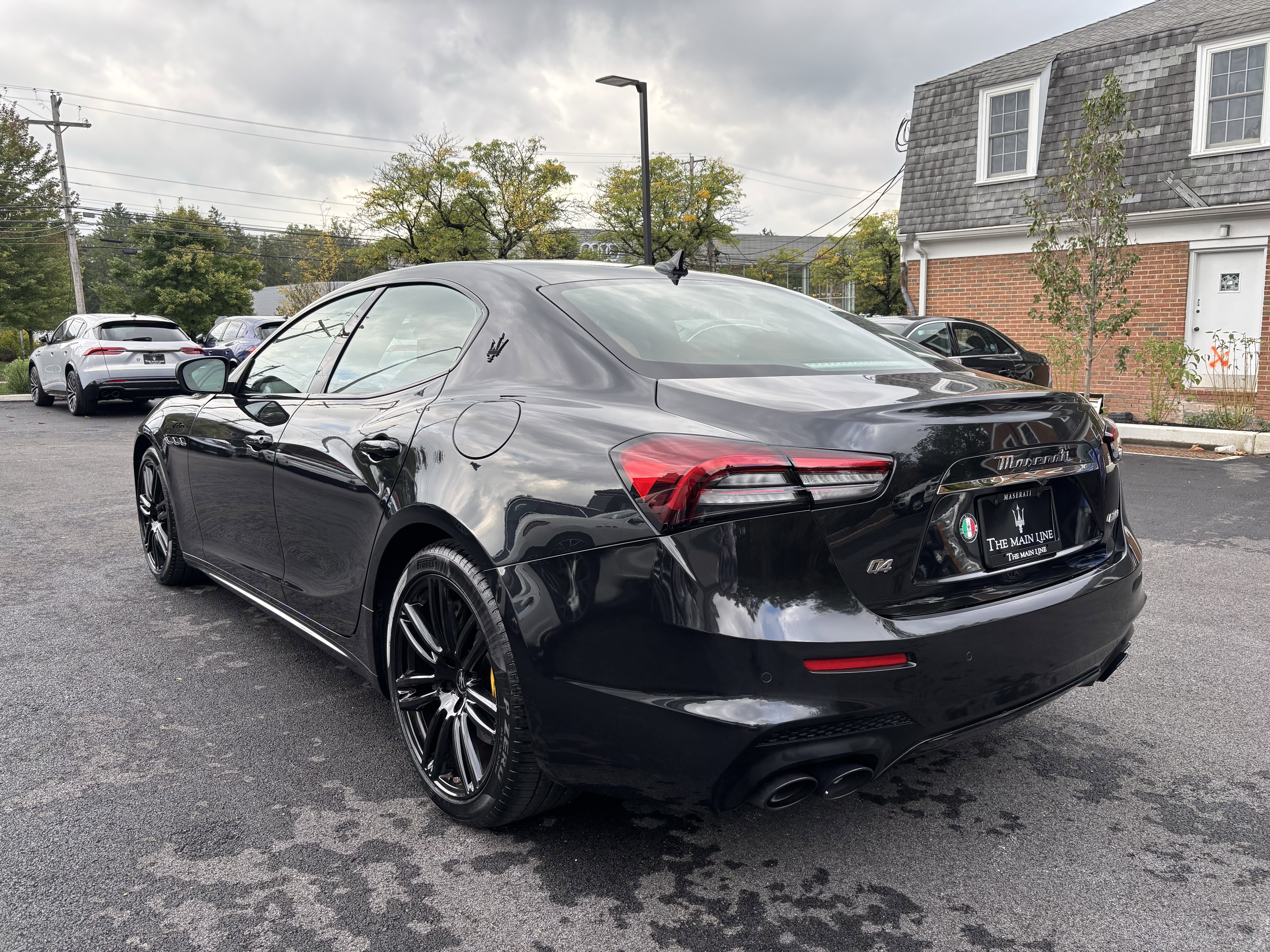 Used 2022 Maserati Ghibli Modena Q4 image 3