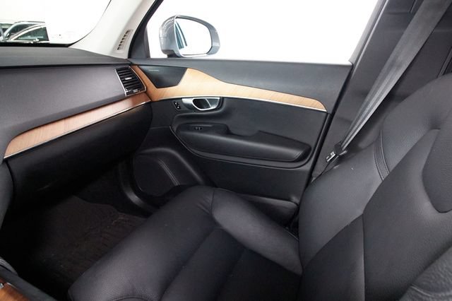 Certified 2023 Volvo XC90 B6 Plus w/ Protection Package Premier AWD/4WD image 8