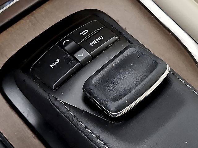 Used 2017 Lexus LX 570 4WD w/ Luxury Package image 31