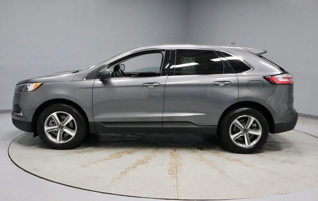 Certified 2024 Ford Edge SEL w/ Convenience Package AWD/4WD image 9