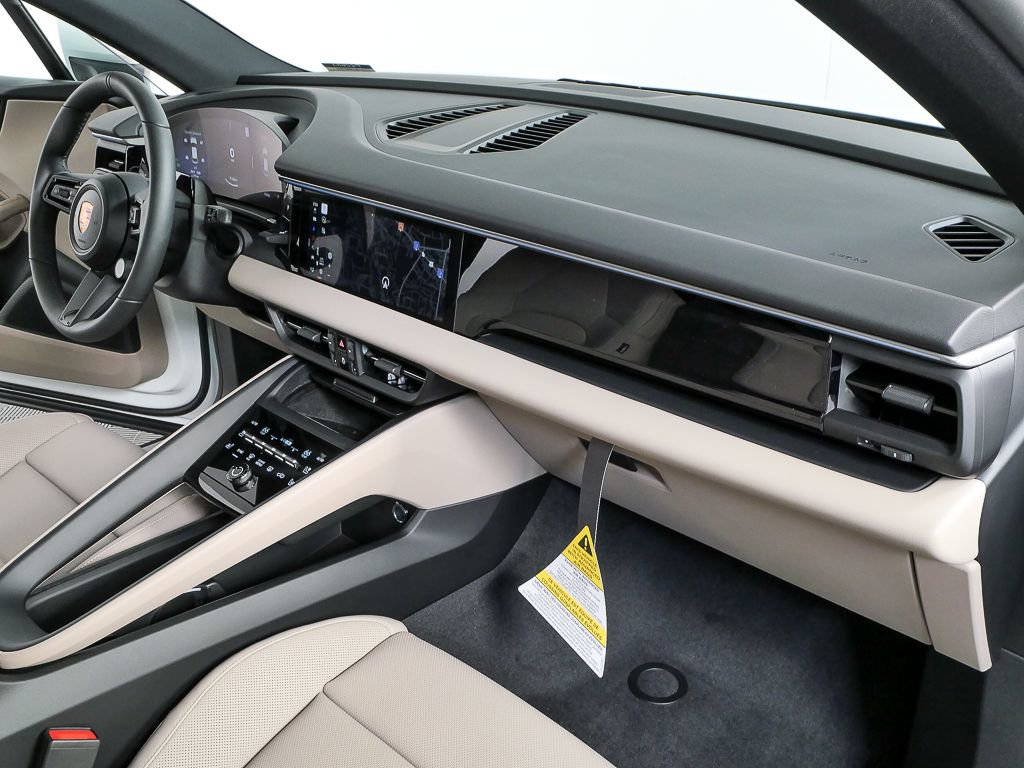 New 2026 Porsche Macan Electric image 24