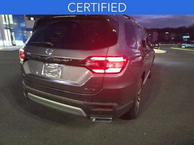 Used 2025 Honda Pilot Elite image 15