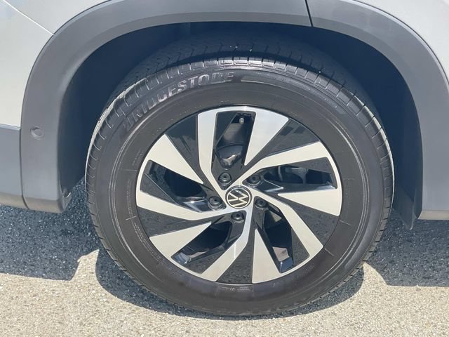 Certified 2026 Volkswagen Tiguan S FWD image 30