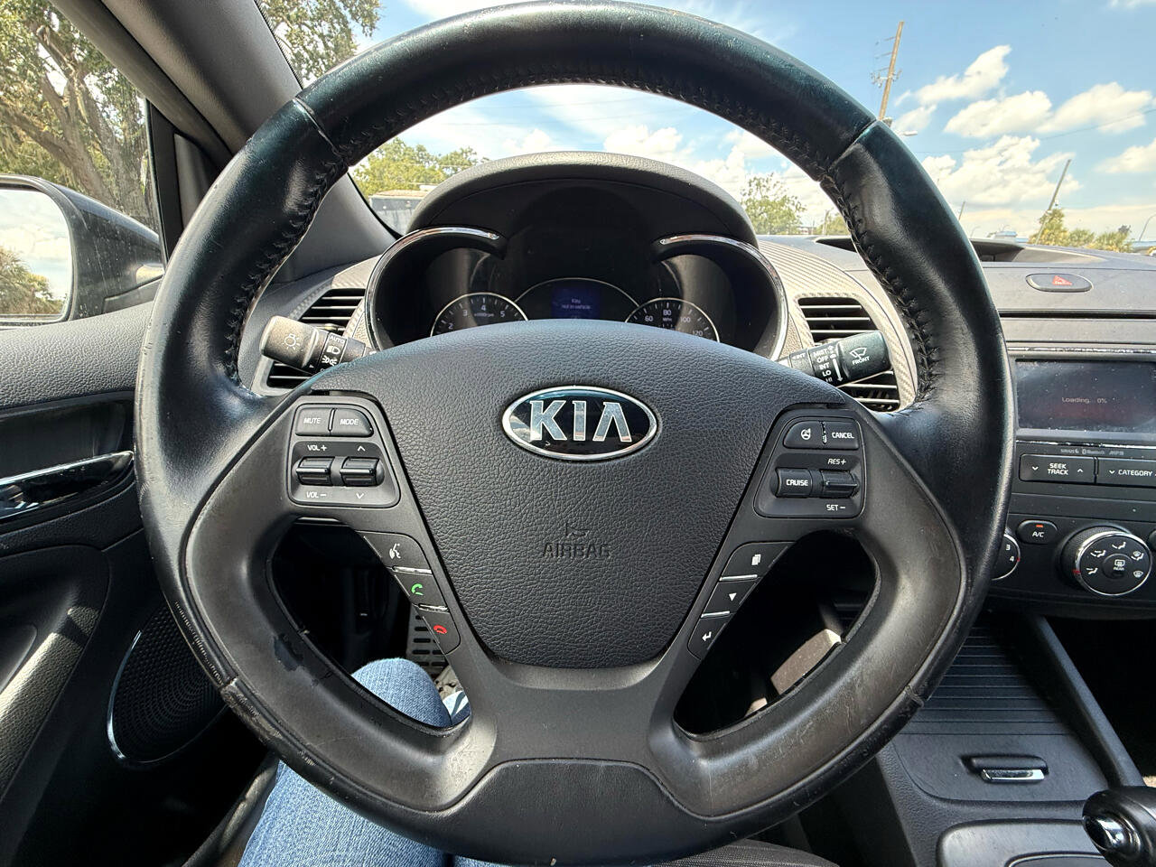 Used 2014 Kia Forte Koup SX image 16